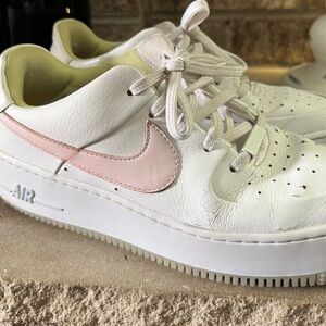 Air Force 1 Womens Light Pink